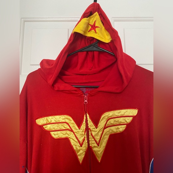 Wonder Woman onesie women’s plus size 2XL - Picture 2 of 5